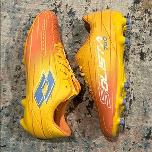 Men’s lotto Soccer Cleats